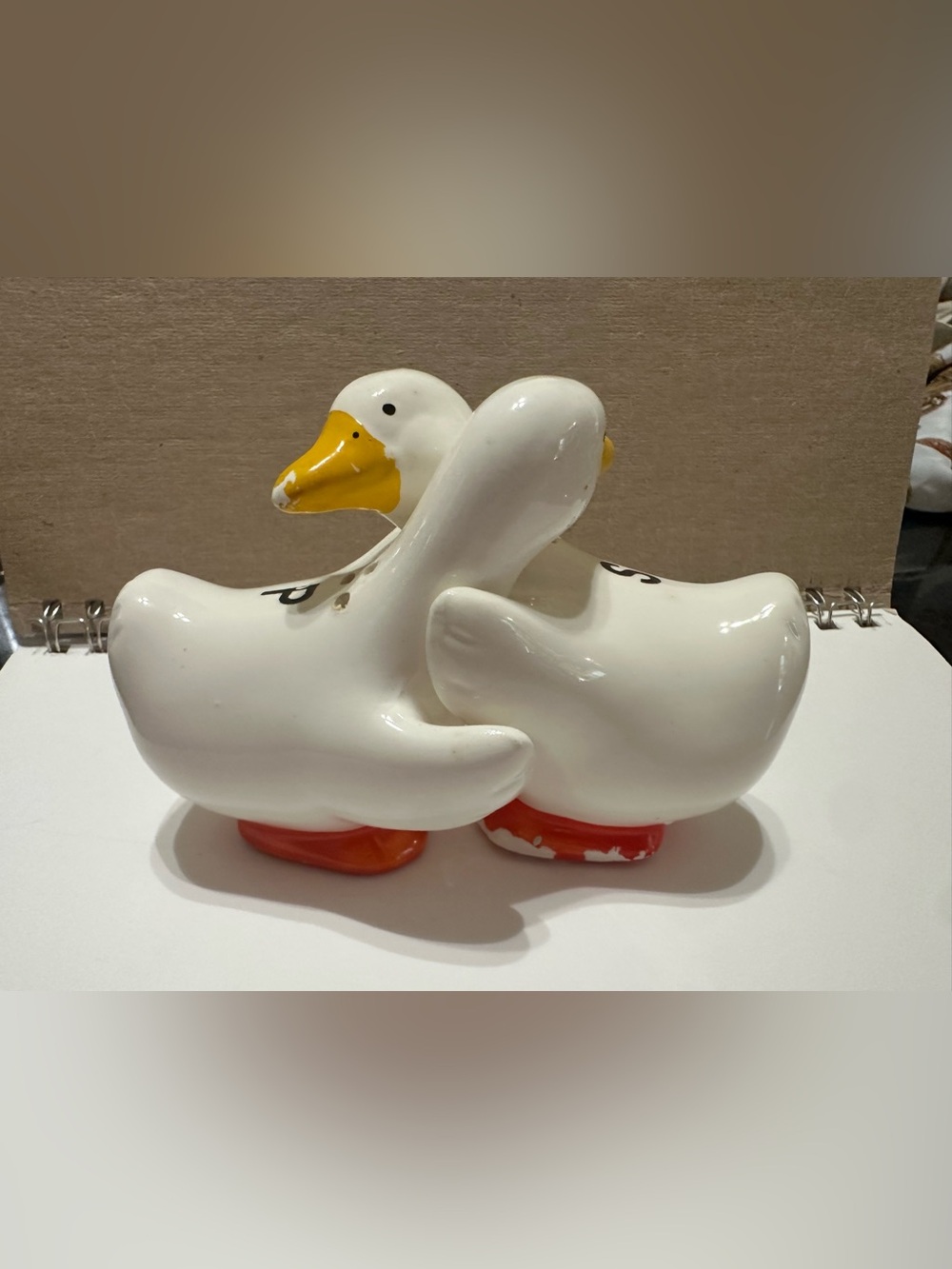 Vintage hugging geese salt & pepper shakers
